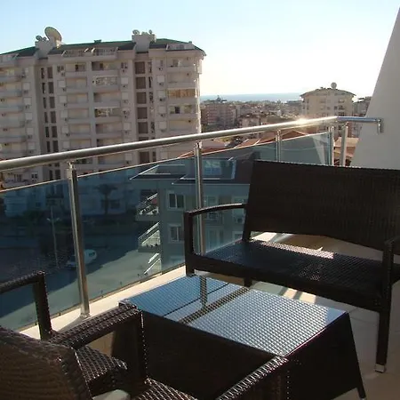 Crystal Garden A Ii Apartamento
